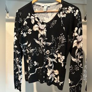 WHBM Floral Cardigan Sweater w/ metallic snaps Size M (Black, White, & Beige)